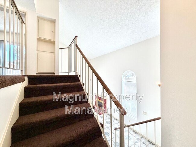 Building Photo - 1523 Apple Creek Dr