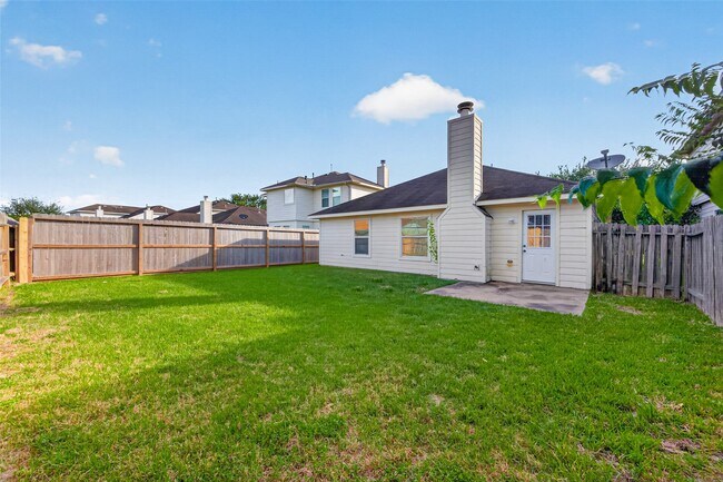 Building Photo - 8010 Indian Desert Dr