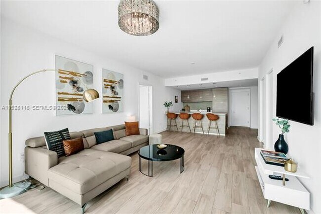 Building Photo - 1300 S Miami Ave