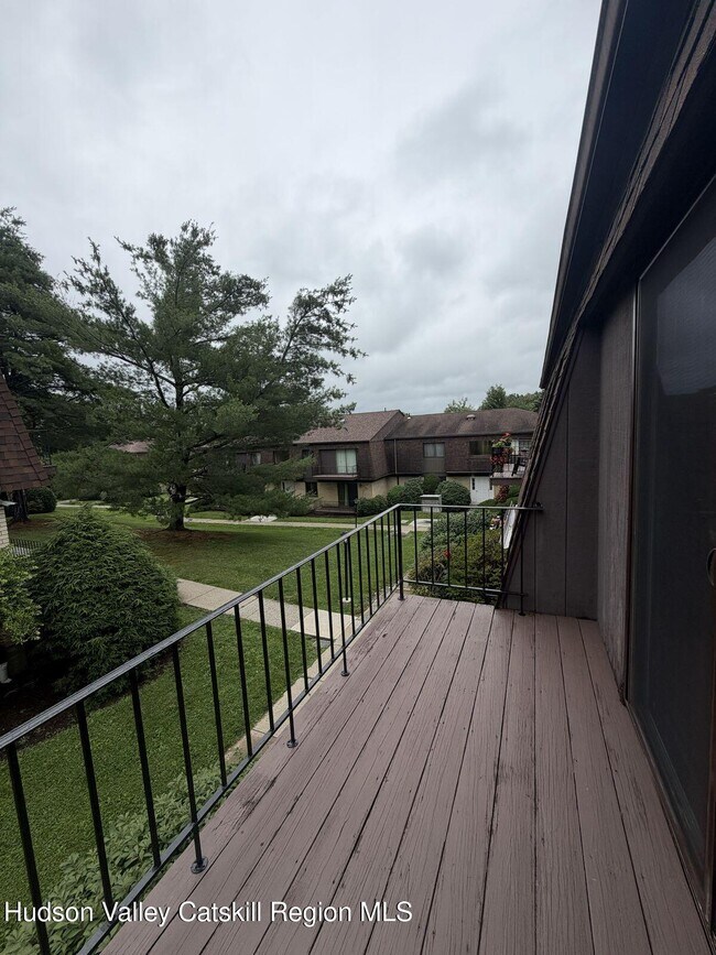 Building Photo - 616 Cherry Hill Dr