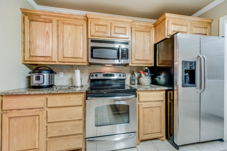 Kitchen - 4527 Ida Louise Ct