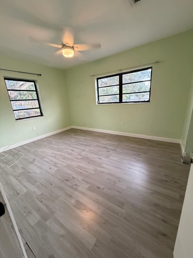 Building Photo - 14930 NW 16th Dr