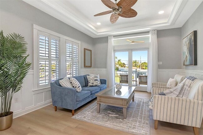 Building Photo - 644 Boca Ciega Isle Dr