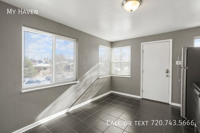 Building Photo - 2300 W 39th Ave