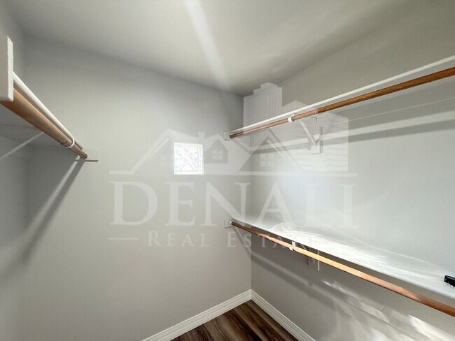 Building Photo - 4848 N 36th St