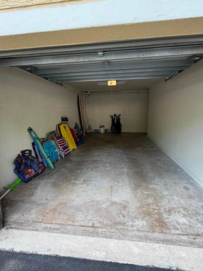 Building Photo - 6521 Emerald Dunes Dr