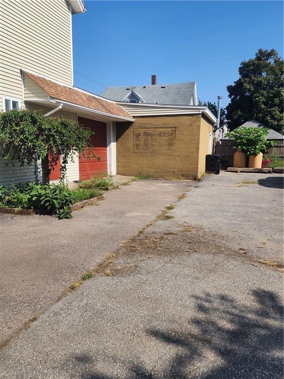 Building Photo - 181 Benefit St