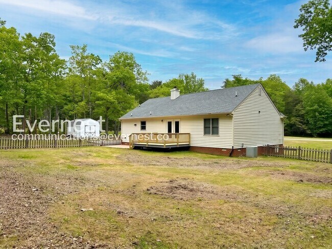 Building Photo - 2581 Glenridge Ct