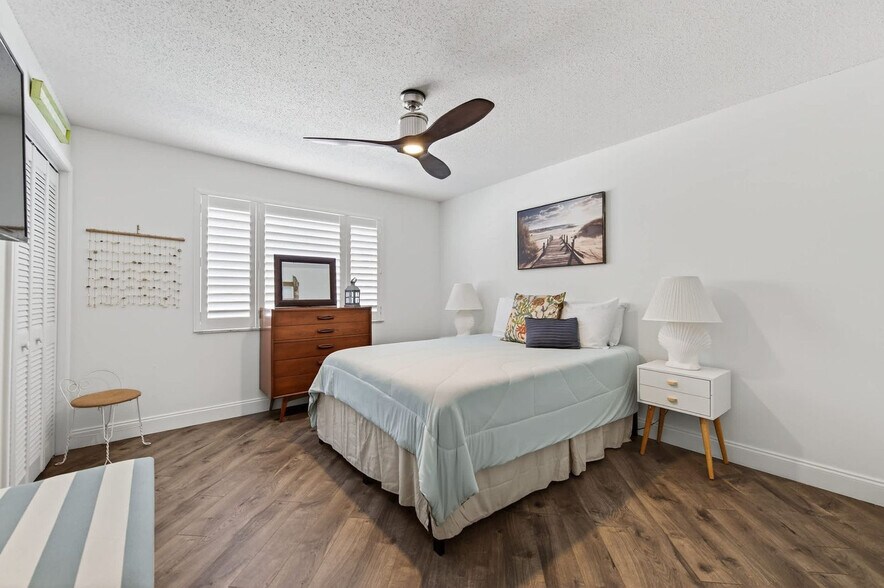 Building Photo - 2750 Ocean Shore Blvd