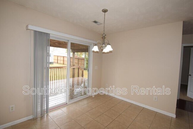 Building Photo - 89 Person Ct