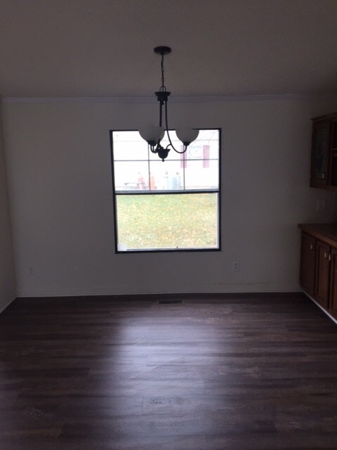 Building Photo - 126 Carlton Dr