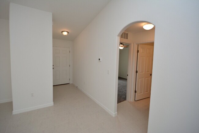 Building Photo - "Charming 3-Bedroom Duplex with Granite El...