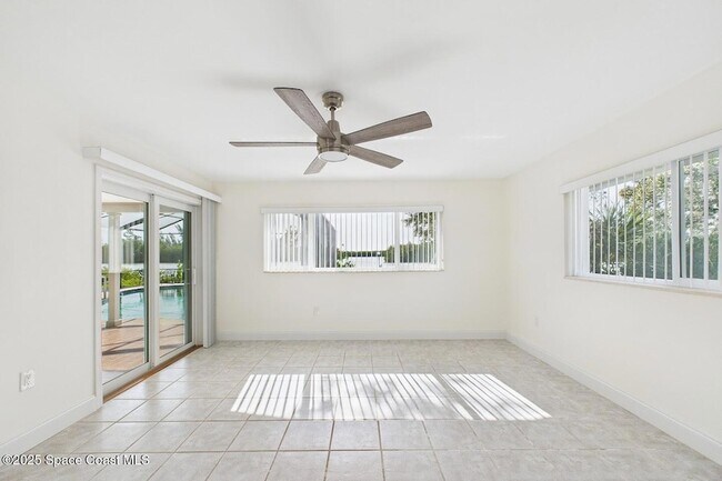 Building Photo - 778 Nassau Rd