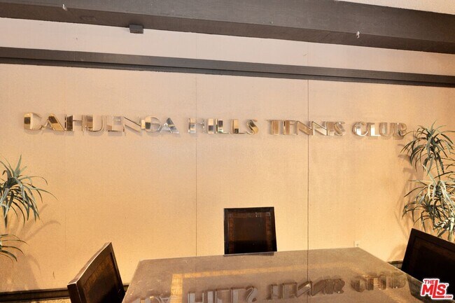 Building Photo - 2700 Cahuenga Blvd