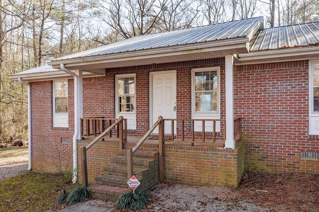 Building Photo - 1160 Grayson Ln