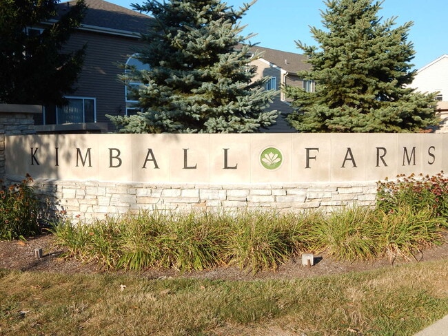 Building Photo - 2800 E Bridleway Ct