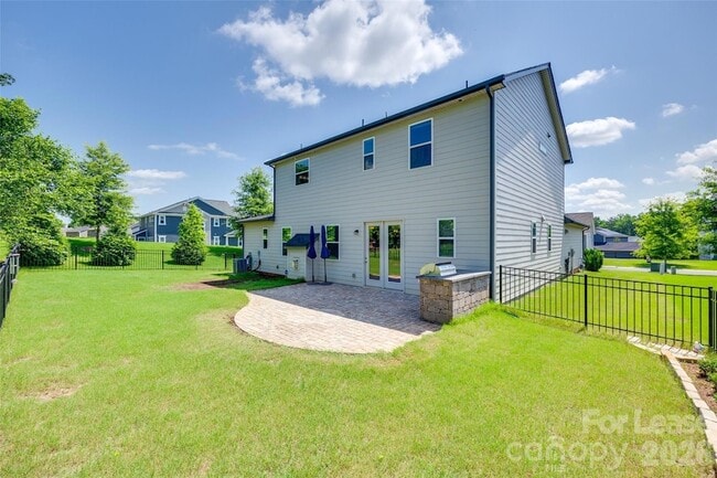 Building Photo - 421 Sandbar Pt