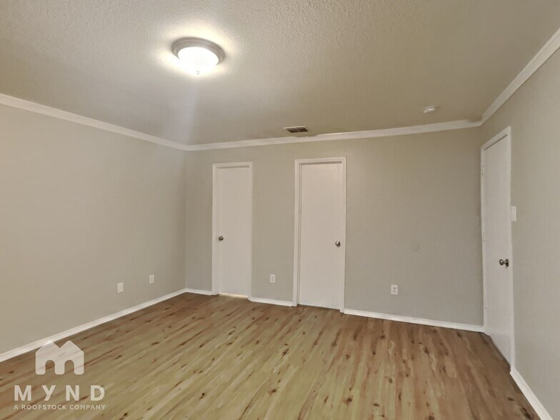 Building Photo - 8924 Sun Haven Way