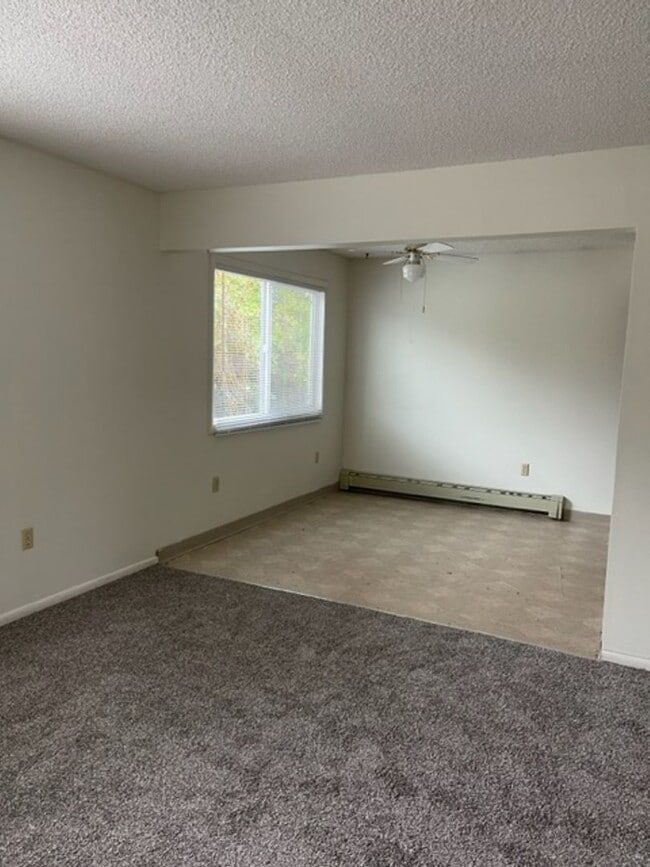 Building Photo - 2 Bedroom Apartment for Rent in Bozeman!