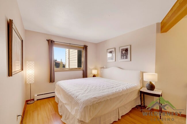 Building Photo - Bright and Welcoming Fully Furnished 2 Bedroom/2Bath Condo In Wildernest- All Utilities included