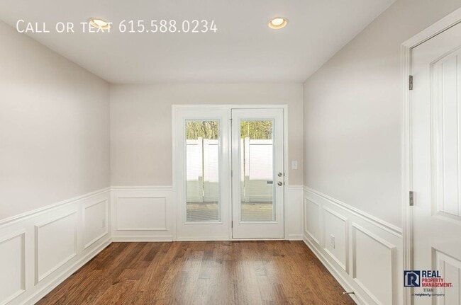 Building Photo - 1052 Neeleys Bend E