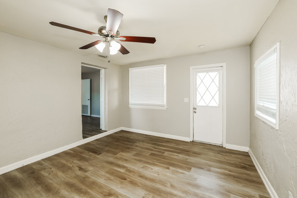 Building Photo - 295 Cherry St