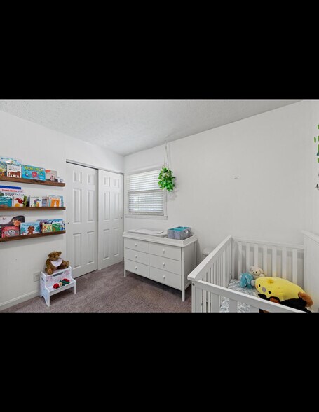 Building Photo - 3483 Greentree Rd