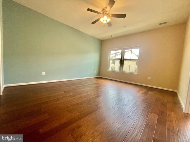 Building Photo - 9162 Landon House Ln