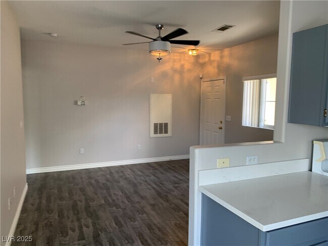 Building Photo - 1510 Ruby Cliffs Ln