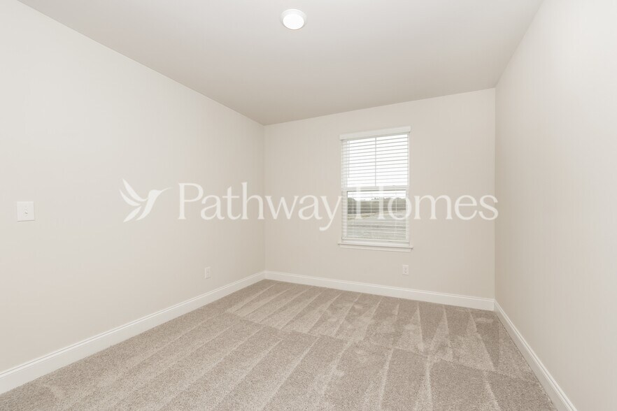 Building Photo - 344 Emerald Blvd