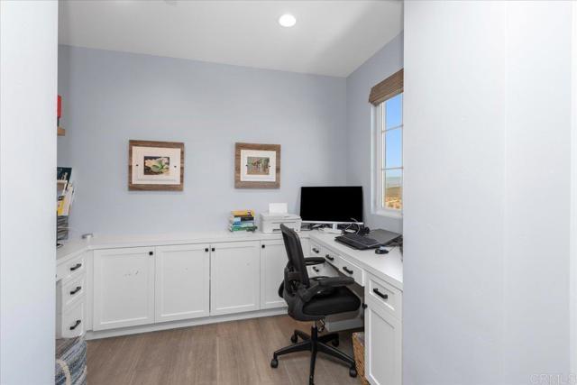 Building Photo - 1048 Quartz St