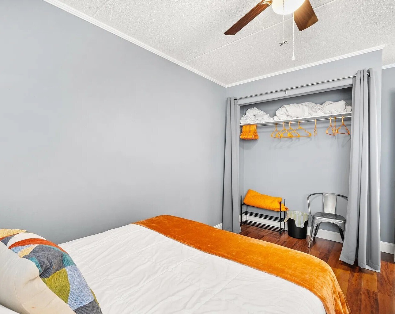 Building Photo - 2718 Painter Ave