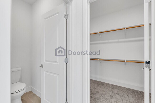 Building Photo - 7268 Wishwood Pl