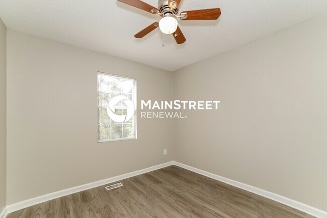 Building Photo - 4 Bedroom Pet-Friendly Home in Acworth, GA with Main Street Renewal