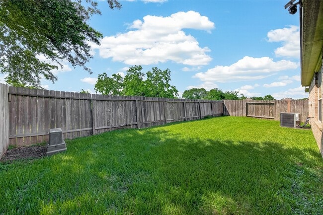 Building Photo - 12107 Redbud Brook Trail