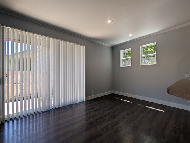 Building Photo - Beautiful 3-Bedroom, 2-Bath Home In The Barger Area of Eugene