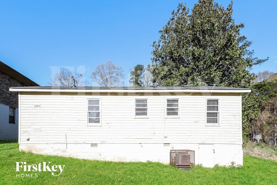 Building Photo - 297 Reed St