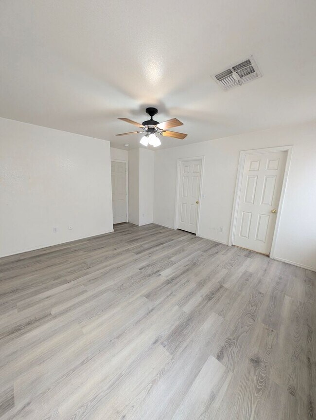 Building Photo - Lovely home in Lesuer Estates Mesa!!