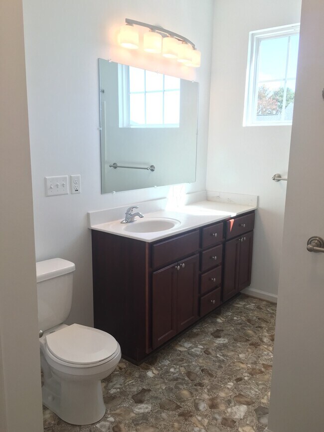 Building Photo - 4315 Farringdon Wy