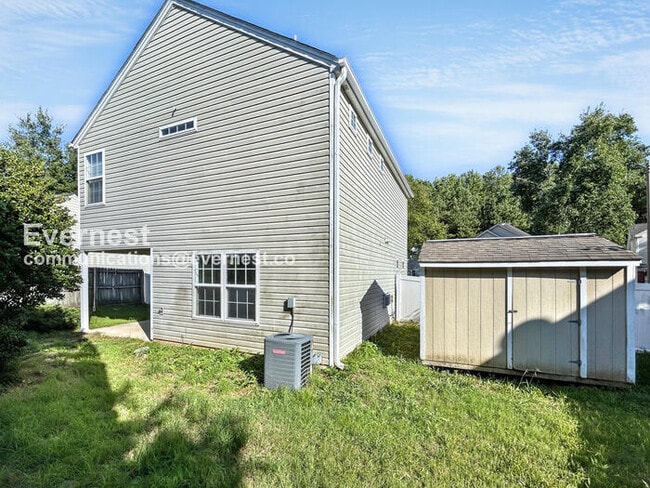 Building Photo - 113 Oak Grove Pl