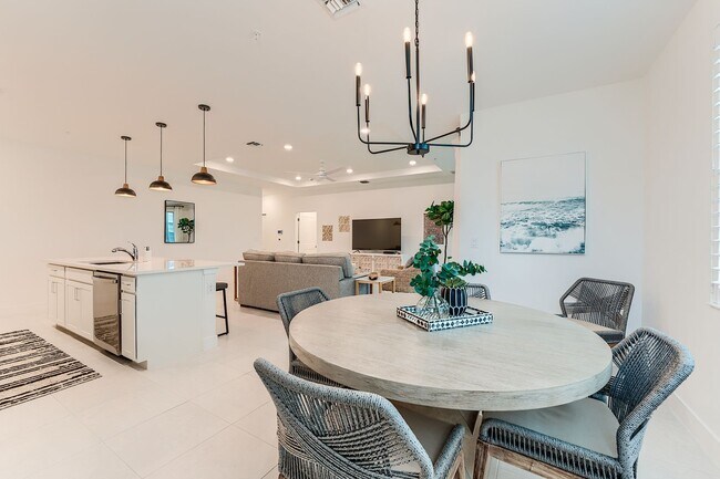 Building Photo - 26401 Coco Cay Cir