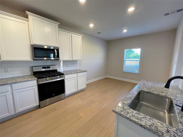 Building Photo - 1414 Windermere Wy