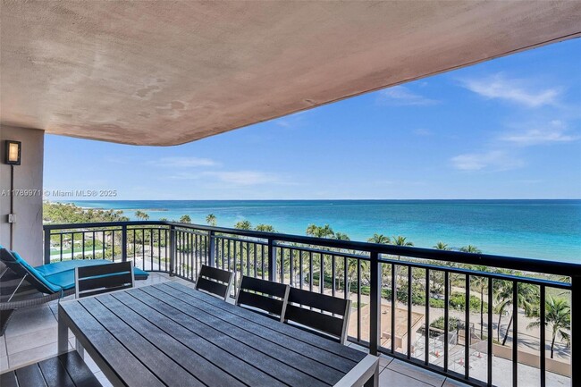Building Photo - 10175 Collins Ave