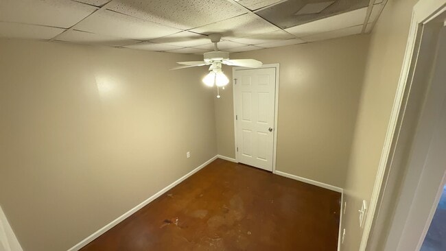 Building Photo - 147 Eureka Dr