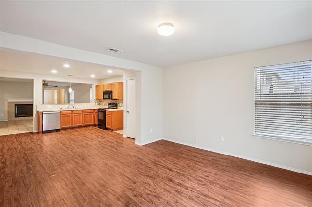 Building Photo - 9120 Sun Haven Way