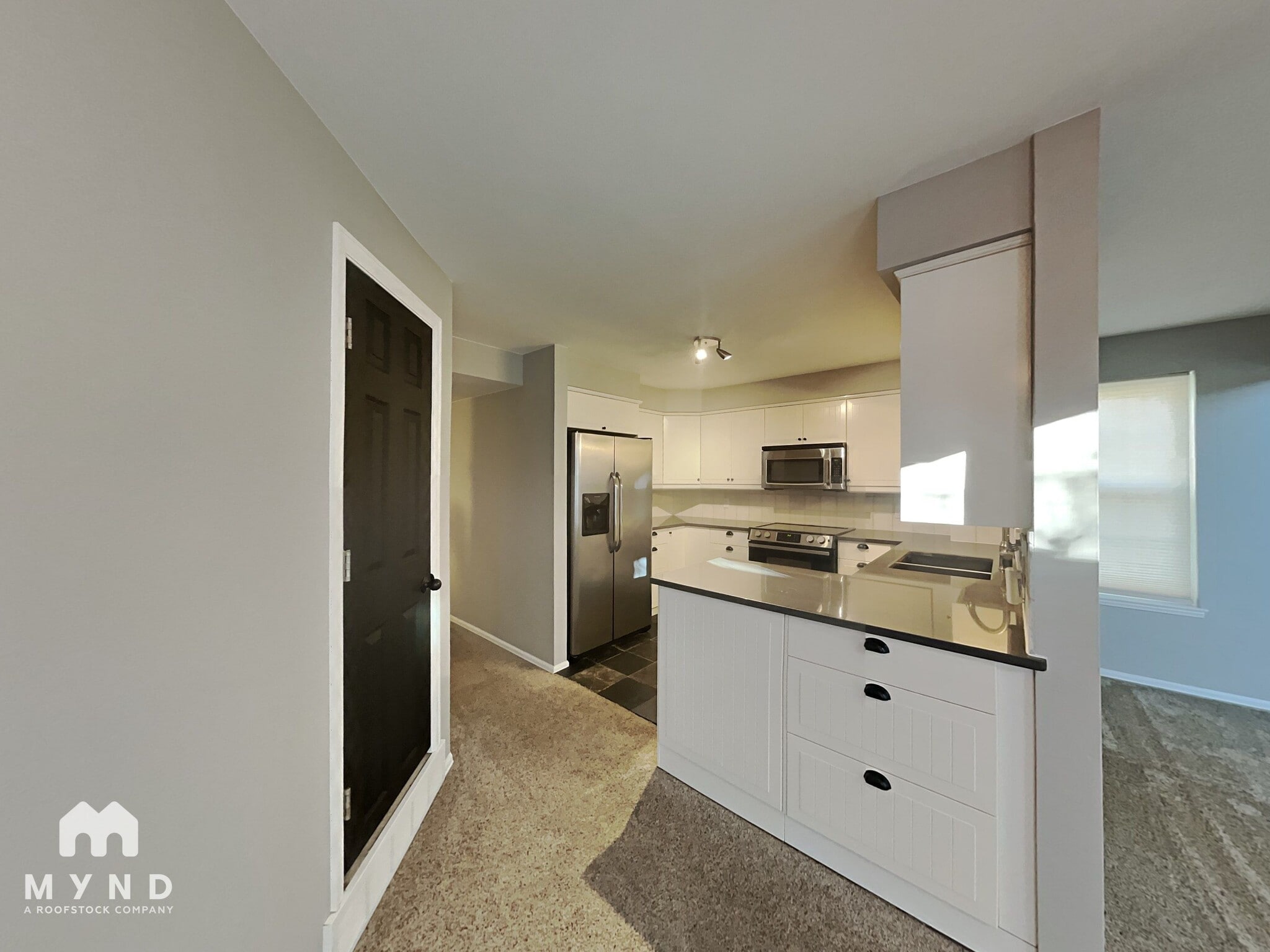 Building Photo - 13803 E Lehigh Ave