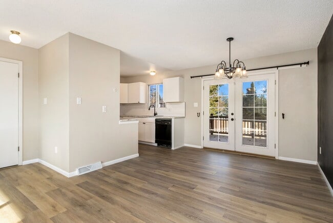 Building Photo - 4519 Marble Ave