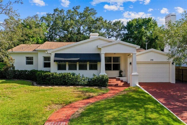 Building Photo - 2918 W Coachman Ave