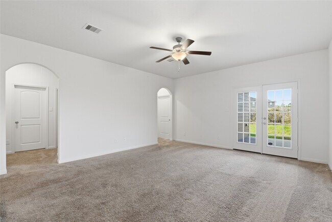 Building Photo - 11023 Hillside Creek Dr