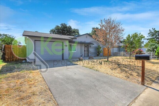 Building Photo - 8256 Manhart Dr